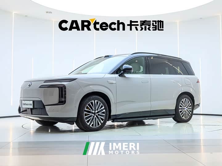 Denza N8L Honor Type - автомобиль из Китая