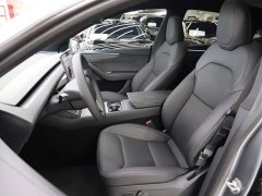 Tesla Model Y long-range all-wheel drive version - фото 6