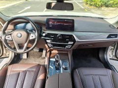 BMW 5 Series 530Li Leading Luxury Package - фото 8