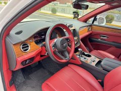 Bentley Bentayga 4.0T V8 - фото 15