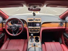 Bentley Bentayga 4.0T V8 - фото 19