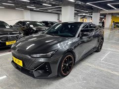 Changan UNI-V 1.5T premium - фото 1
