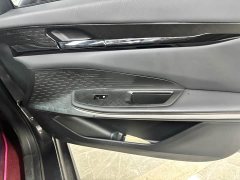 Changan UNI-V 1.5T premium - фото 12