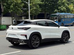 Changan UNI-T 2020 1.5T premium - фото 6