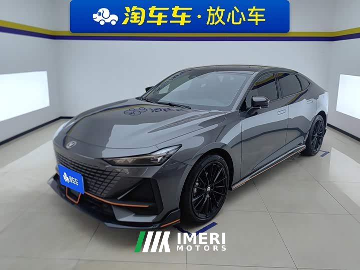 Changan UNI-V 2023 1.5T sports version - автомобиль из Китая