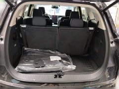 Hongqi HS7 PHEV 2.0T PHEV four-wheel drive 2 million units commemorative edition 6 seats - фото 20