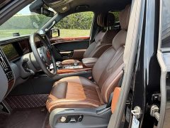 Hongqi Golden Sunflower Guoyao 2022 4.0T Monarch Flagship Edition 4 seats - фото 8