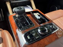 Hongqi Golden Sunflower Guoyao 2022 4.0T Monarch Flagship Edition 4 seats - фото 9