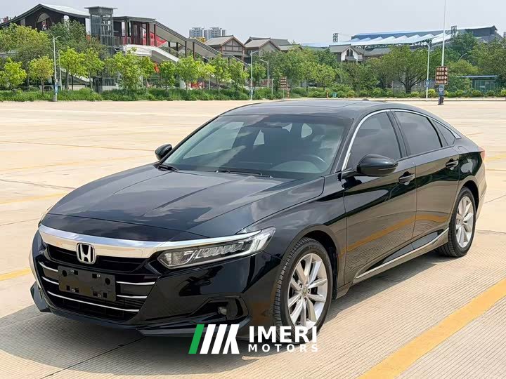 Honda Accord 2022 260TURBO Deluxe Edition - автомобиль из Китая