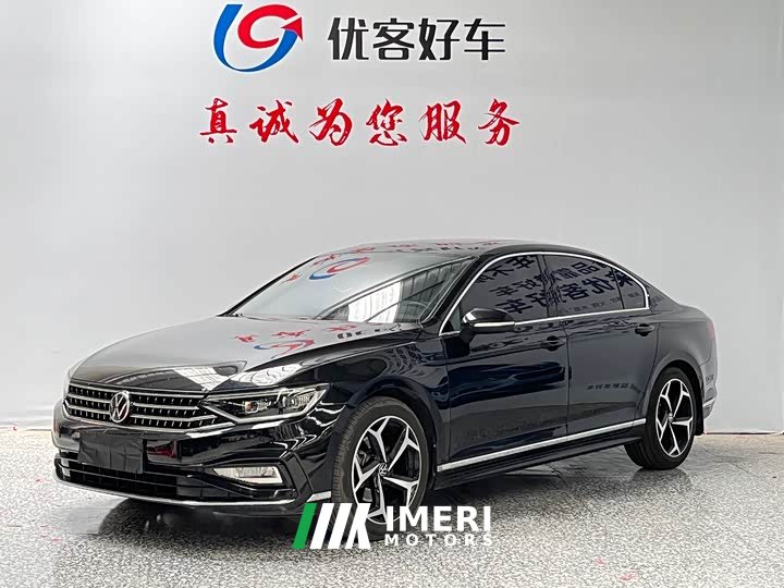 Volkswagen Magotan 2 Million Edition 330TSI DSG Leading - автомобиль из Китая