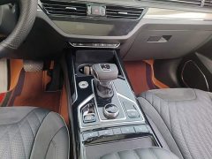 Hongqi HS5 2022 facelift 2.0T Zhilian Flagship Edition - фото 10