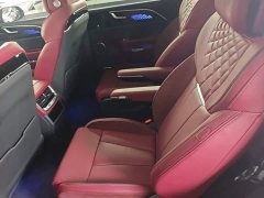 Hongqi E-HS9 690km flagship version six seats - фото 17