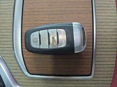 Hongqi E-HS9 690km flagship version six seats - фото 9