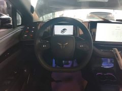 Hongqi EH7 640 four-wheel drive smart selection version - фото 11