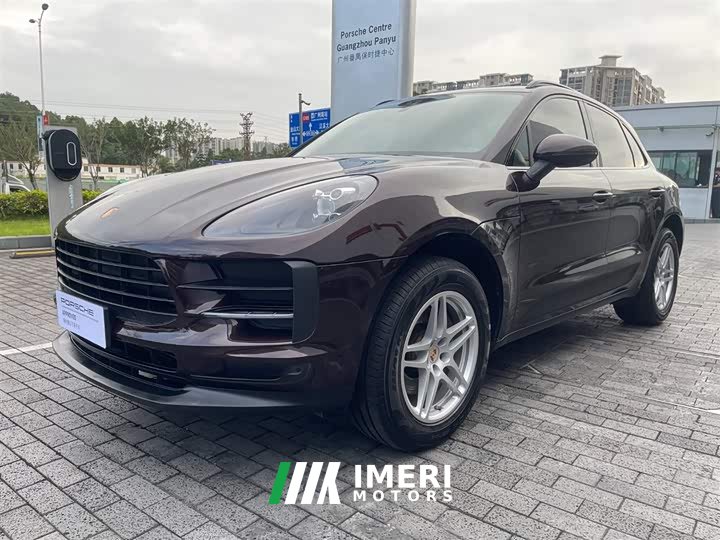 Porsche Macan 2.0T - автомобиль из Китая