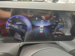Hongqi HS3 PHEV 125km Jinwei PLUS 2 million commemorative edition - фото 12