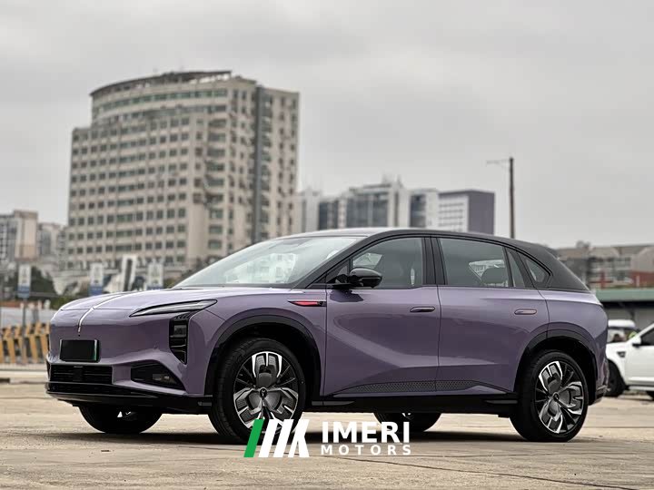 Hongqi Tiangong 08 680 Ultra four-wheel drive version - автомобиль из Китая
