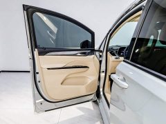 Buick GL8 New Energy Lu Shang Exclusive Edition - фото 8