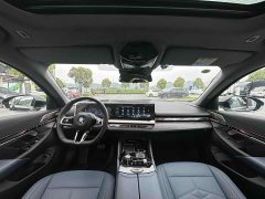 BMW 5 530Li Deluxe Version M - фото 13