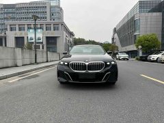 BMW 5 530Li Deluxe Version M - фото 8