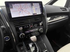 Lexus LM 2020 300h four-seat Royal Edition - фото 12