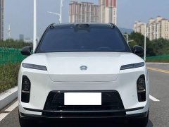 NIO ES8 Six-seater Executive Deluxe Edition - фото 3