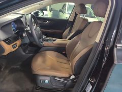 Hongqi E-QM5 2021 Charging T3 version 4 seats - фото 15