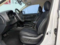 Outlander 2021 facelift 2.0L 2WD smooth version 5 seats - фото 16
