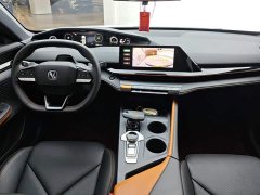 Changan UNI-V 1.5T premium - фото 12