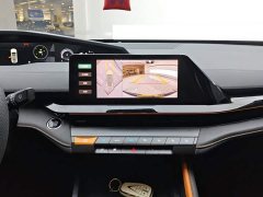 Changan UNI-V 1.5T premium - фото 13