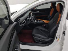 Changan UNI-V 1.5T premium - фото 9