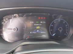 Hongqi E-QM5 2023 facelift basic travel version - фото 12