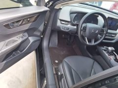 Hongqi E-QM5 2023 facelift basic travel version - фото 16