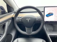 Tesla Model Y standard range rear-wheel drive version - фото 13