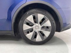 Tesla Model Y standard range rear-wheel drive version - фото 19