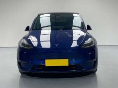 Tesla Model Y standard range rear-wheel drive version - фото 2