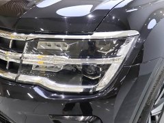 Volkswagen Touron 380TSI four-wheel drive luxury version - фото 9