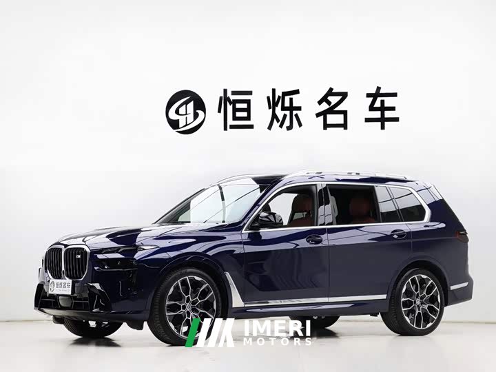 BMW X7 M60i xDrive M60i - автомобиль из Китая