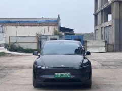 Tesla Model Y Long Range Edition - фото 2