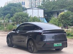 Tesla Model Y Long Range Edition - фото 9