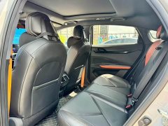Changan UNI-V 1.5T premium - фото 8