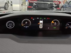Changan UNI-V Smart iDD Smart iDD 1.5T 113km smart fun (fast version) - фото 14