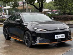 Changan UNI-V 1.5T noble sports - фото 3