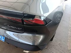 Changan UNI-V 2022 1.5T premium - фото 8