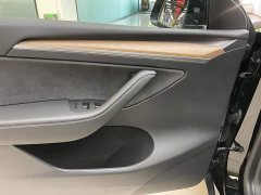 Tesla Model Y standard range rear-wheel drive version - фото 7