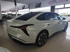 Hongqi Tiangong 05 550 Smart Select Edition - фото 7