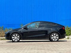 Tesla Model Y rear-wheel drive version - фото 10