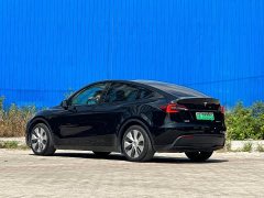 Tesla Model Y rear-wheel drive version - фото 4