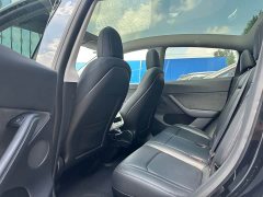 Tesla Model Y rear-wheel drive version - фото 8