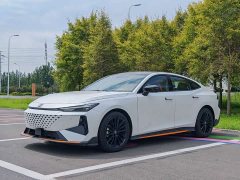 Changan UNI-V 1.5T noble sports - фото 1